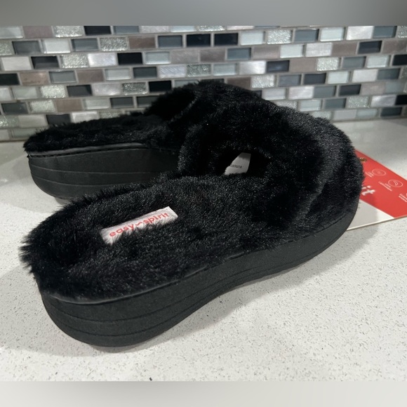 EASY SPIRIT women’s black slippers /size 5-6 - Picture 11 of 11